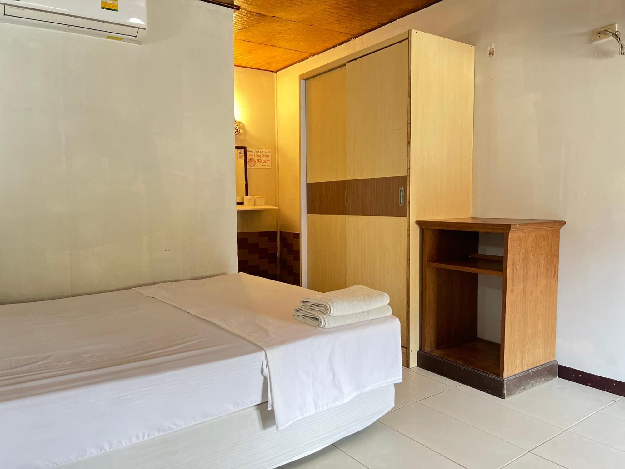Lux Guesthouse 피피섬 외부 사진